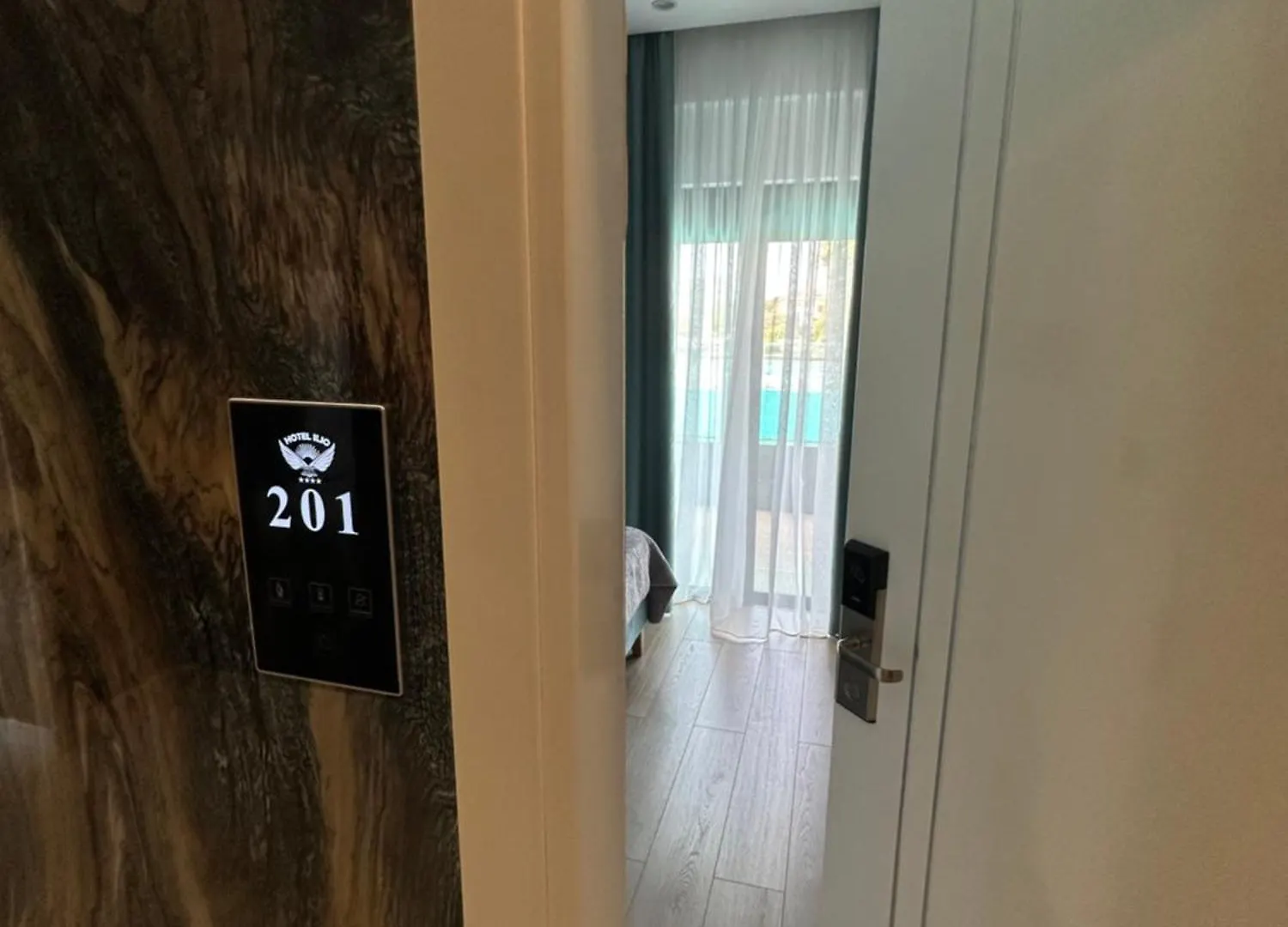 Ilio Boutique Hotel Ksamil 4*,
