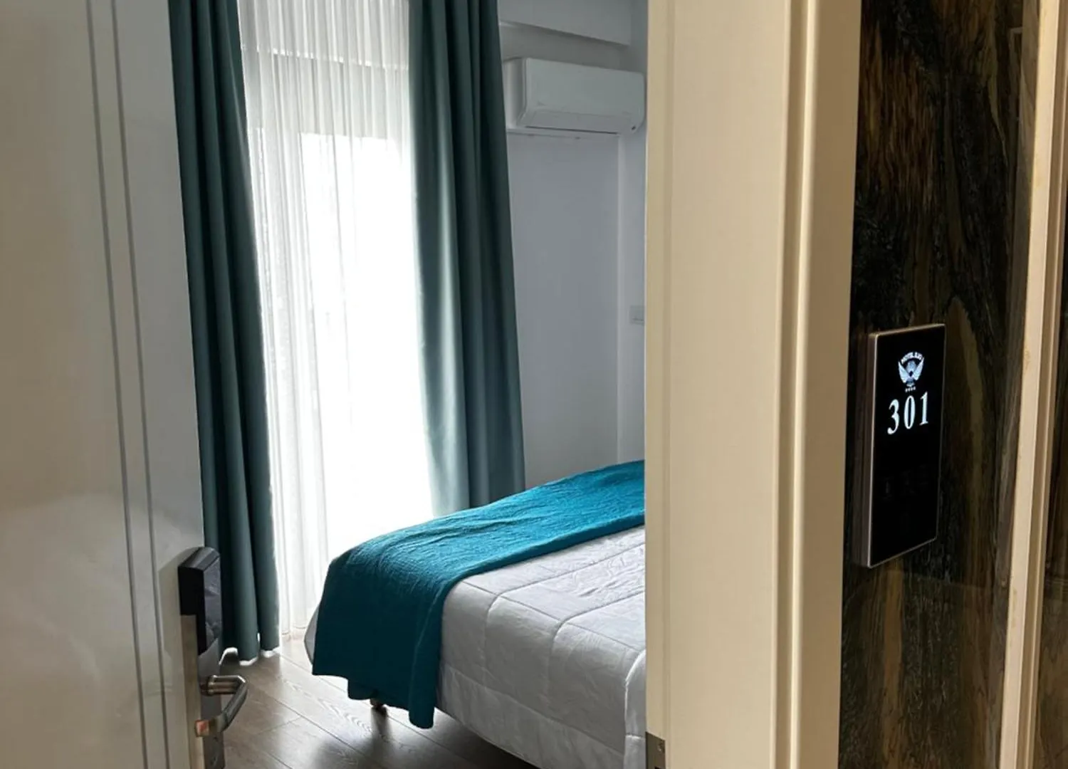 Ilio Boutique Hotel Ksamil 4*,