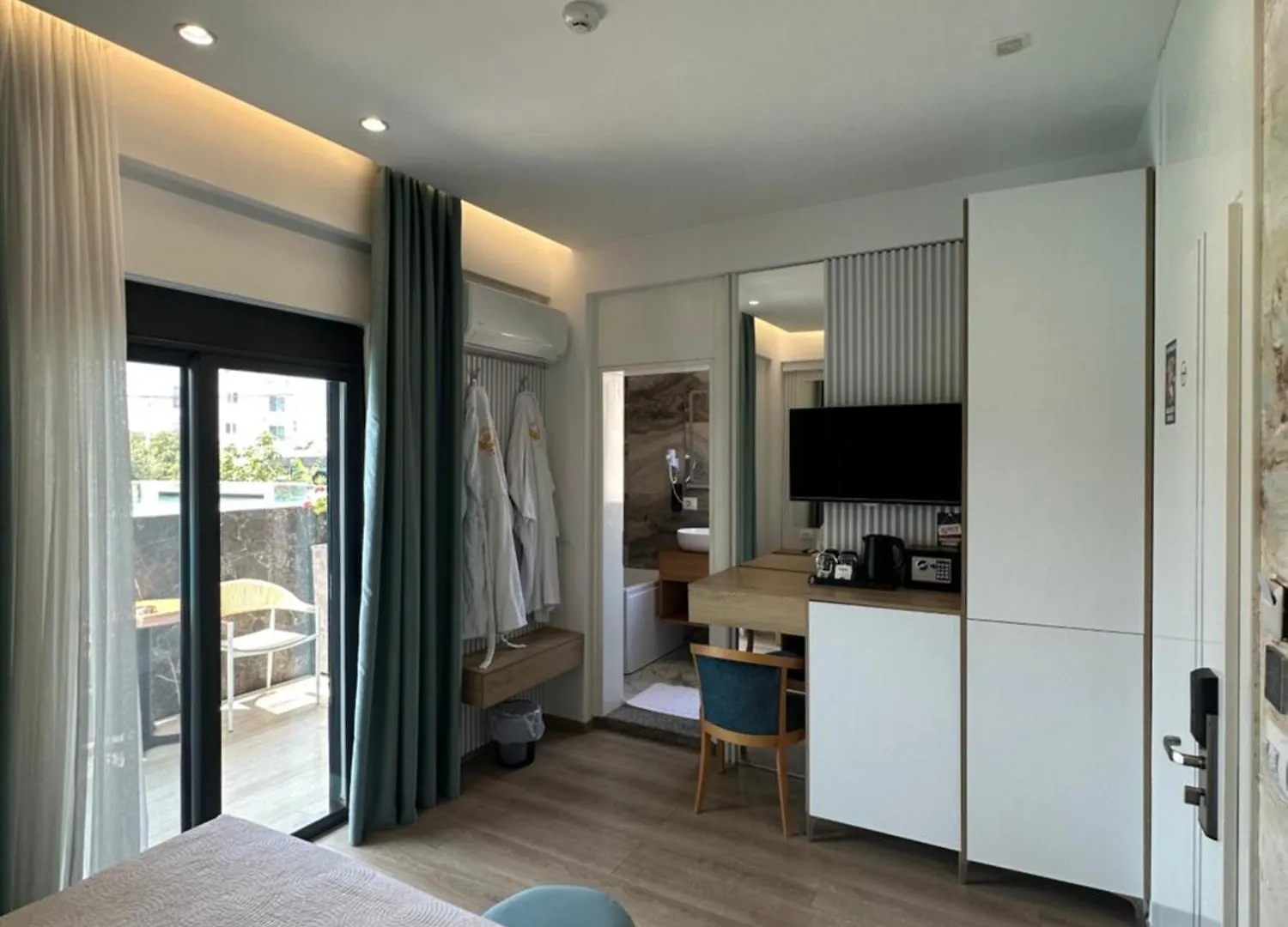 Ilio Boutique Hotel Ksamil